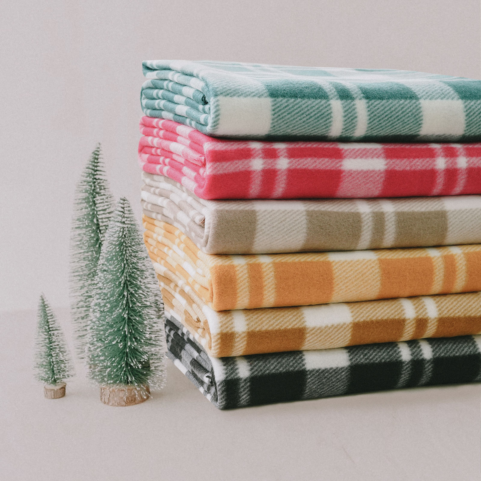Customized Luxury Polyester Portable Green Checkered Plaid Double Sided Polar Fleece Blanket Lightweight Comfortable Throw Blanket